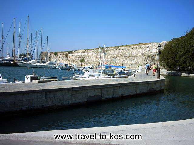 THE PORT OF KOS TOWN - The Neratzia castle iw situatedin the entrance of the Kos port. 