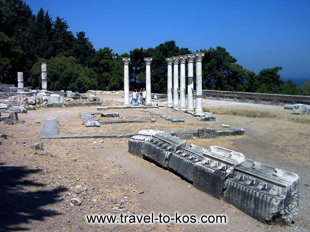 APOLLONOS TEMPLE - Asklepios was taught the medical art by the Centaur Hiron. 