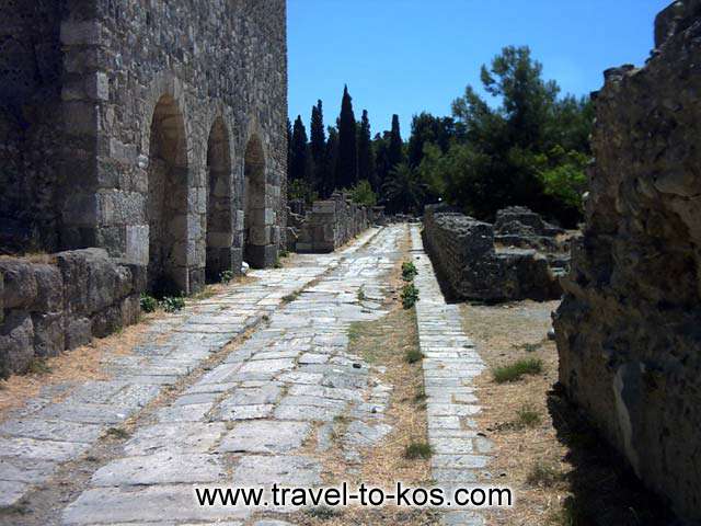 ANCIENT PATH - Ancient path with slabs. 