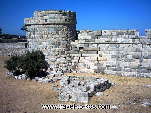 CIRCULAR BASTION - One of the four circular bastions which building for the protection of the port, between the years 1495 and 1514. 