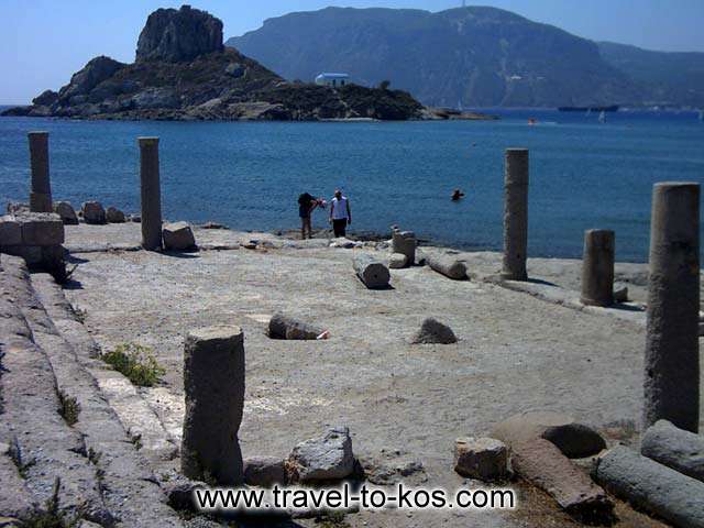 VIEW - A part of the archaeological area and the impressive view. 