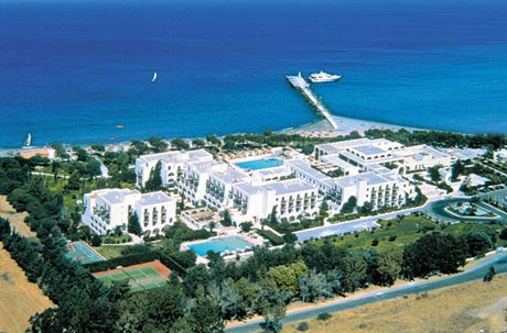 Another panoramic photo of Oceanis Resort CLICK TO ENLARGE