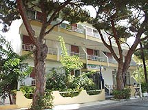 CAMELIA HOTEL 2** IN  3, Artemisias str. (Kos Town)