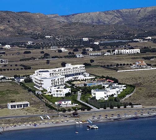 Enjoy the greek sun at the swimming pool of the Sovereign Beach hotel CLICK TO ENLARGE