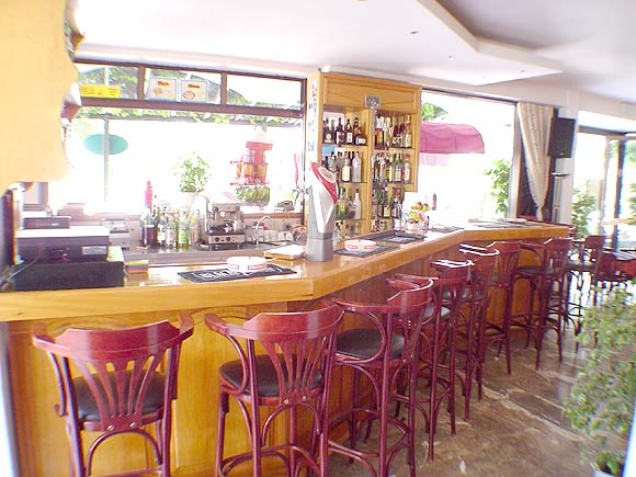Picture of the bar of Hotel Galaxy, located in kos town, only 2 min from Kos marina. CLICK TO ENLARGE