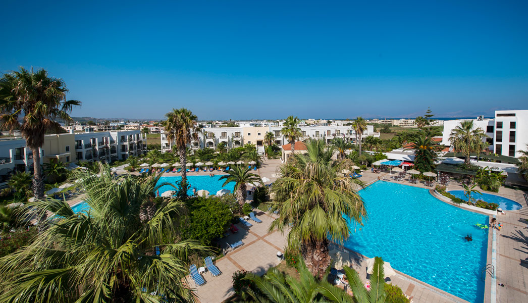 Photo of the bar of Tigaki Beach hotel in Kos Greece CLICK TO ENLARGE