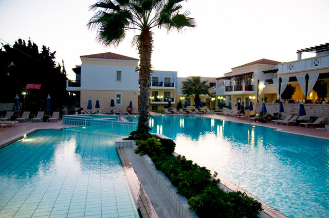 Inside picture of double room of Aegean Houses in Kos CLICK TO ENLARGE