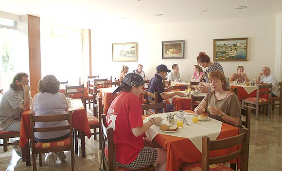 Breakfast room of Hotel Theonia. CLICK TO ENLARGE