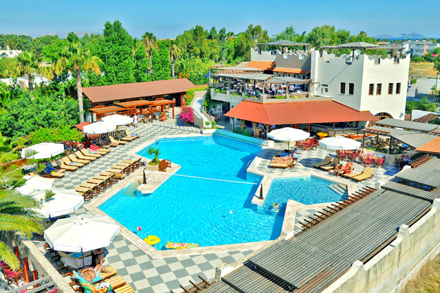 Image of the pool by evening of Gaia (Garden) Hotel, located at Kos Town. CLICK TO ENLARGE