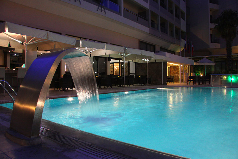 Image of pool of Saint Constantin hotel, located in kos town. CLICK TO ENLARGE