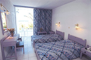 Image of a double room CLICK TO ENLARGE