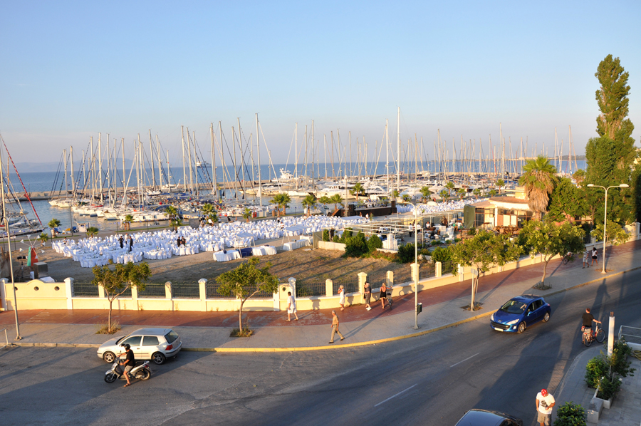 Image of the pool of Zephyros Hotel. CLICK TO ENLARGE