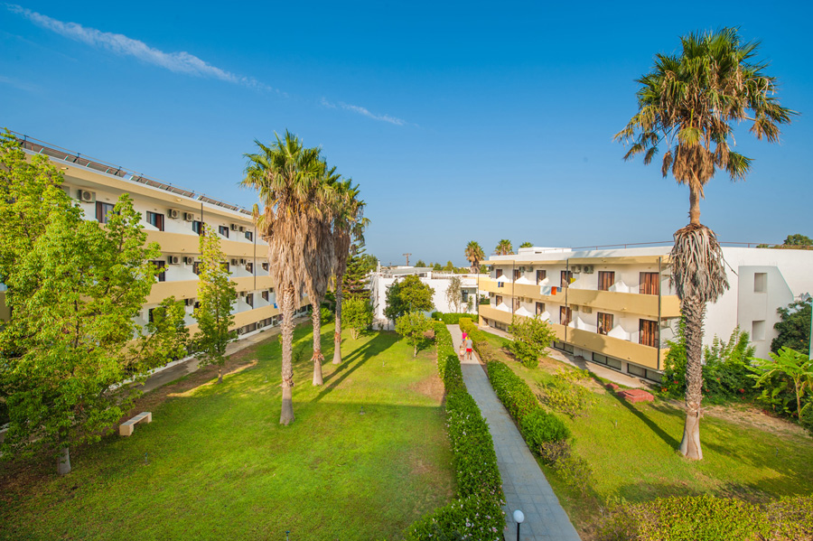 Photo of the pool and garden of Pili bay hotel, kos greece. CLICK TO ENLARGE